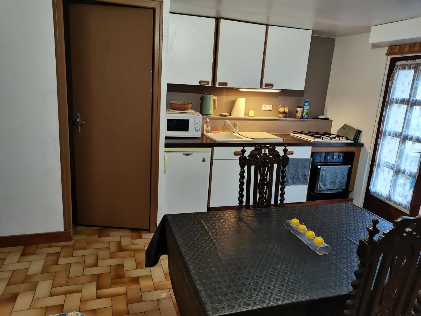 Mon Petit Studio Apartment Montmorillon Bagian luar foto